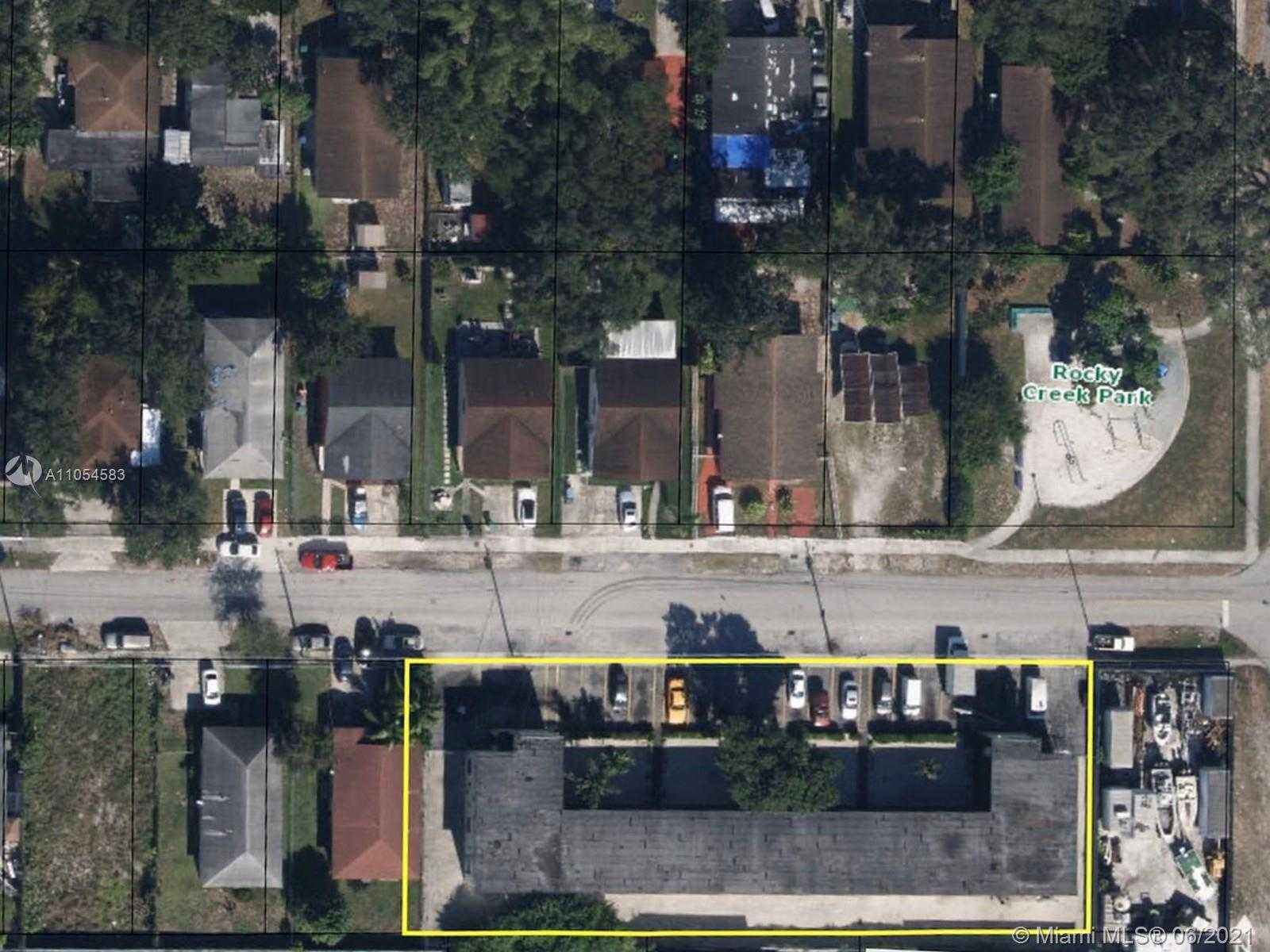 Small Image of 3330 NORTH WEST 48TH TER #30, Miami Number 11
