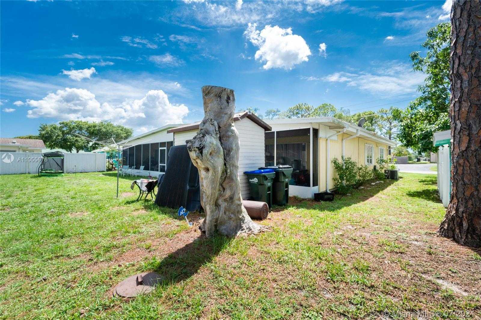 Small Image of 6260 LANDOVER, Port Charlotte Number 29