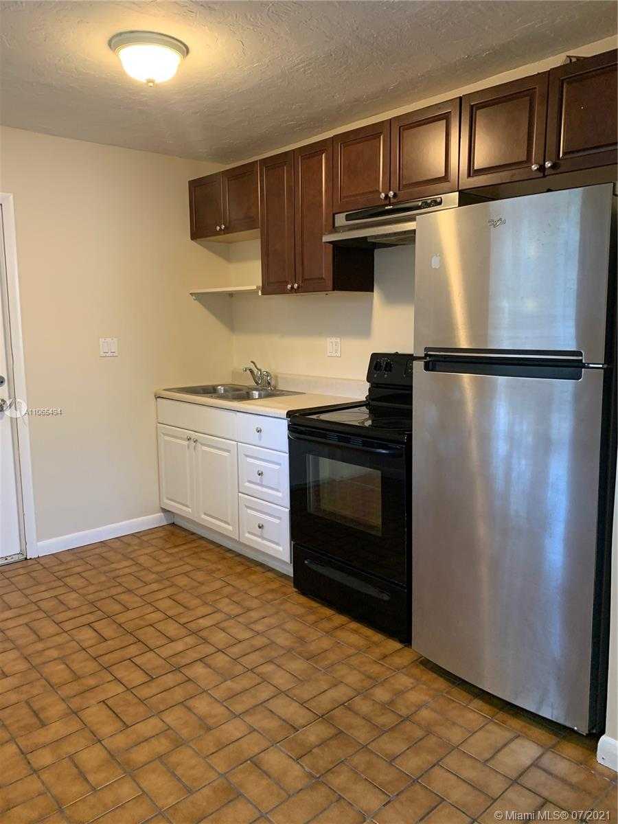 Small Image of 146 NORTH WEST 8TH AVE, Dania Beach Number 8