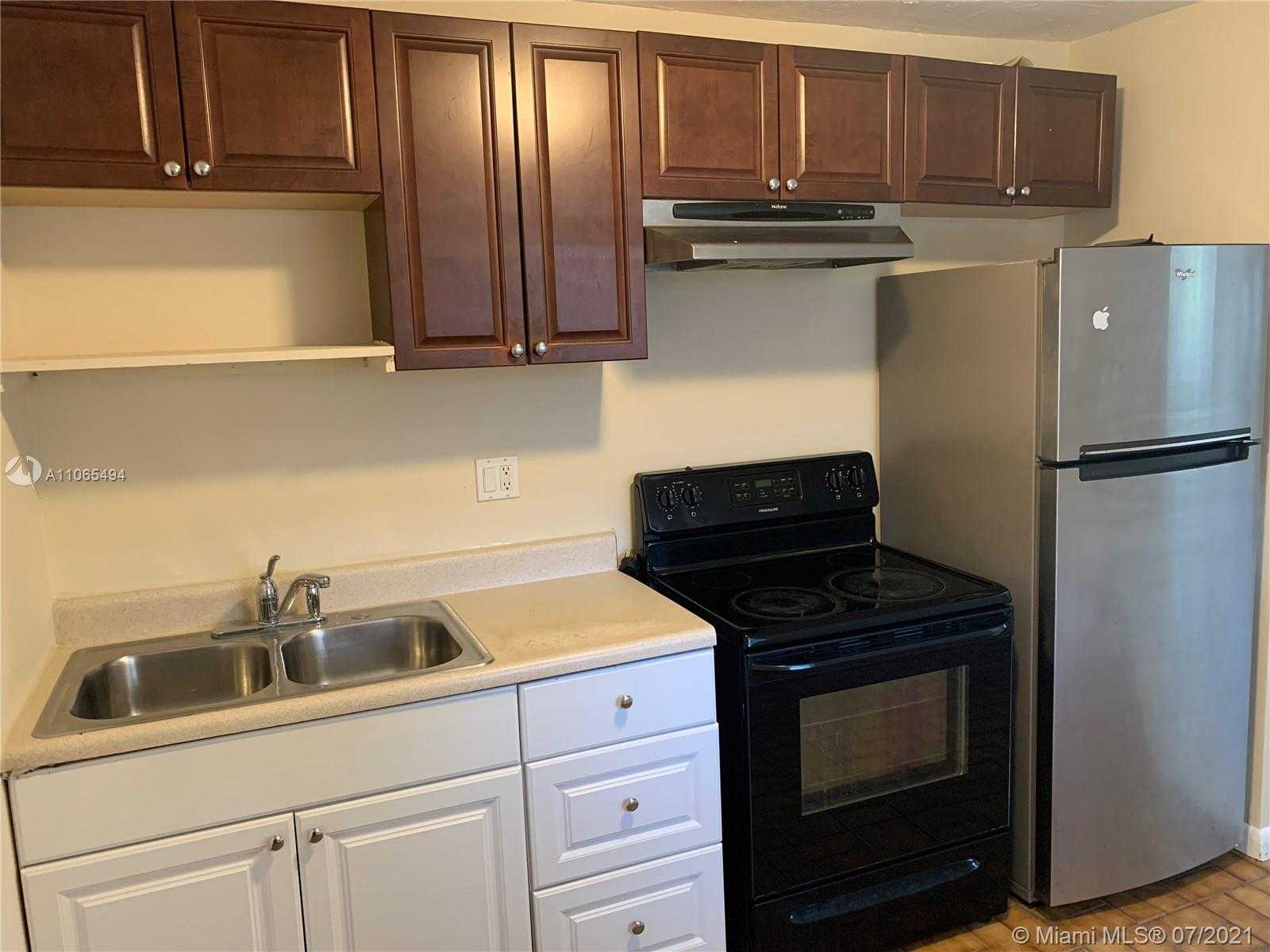 Small Image of 146 NORTH WEST 8TH AVE, Dania Beach Number 9
