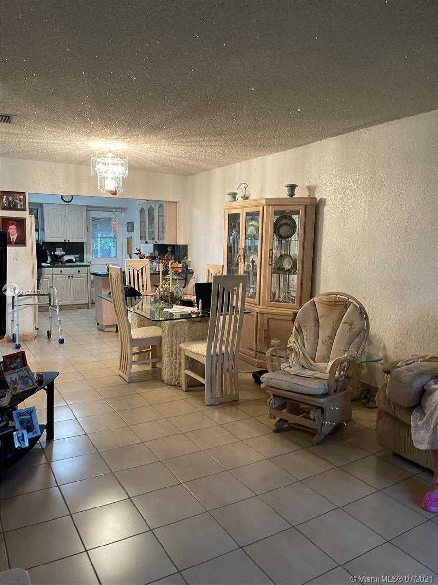 Small Image of 7450 NORTH WEST 3RD ST #3, Miami Number 4