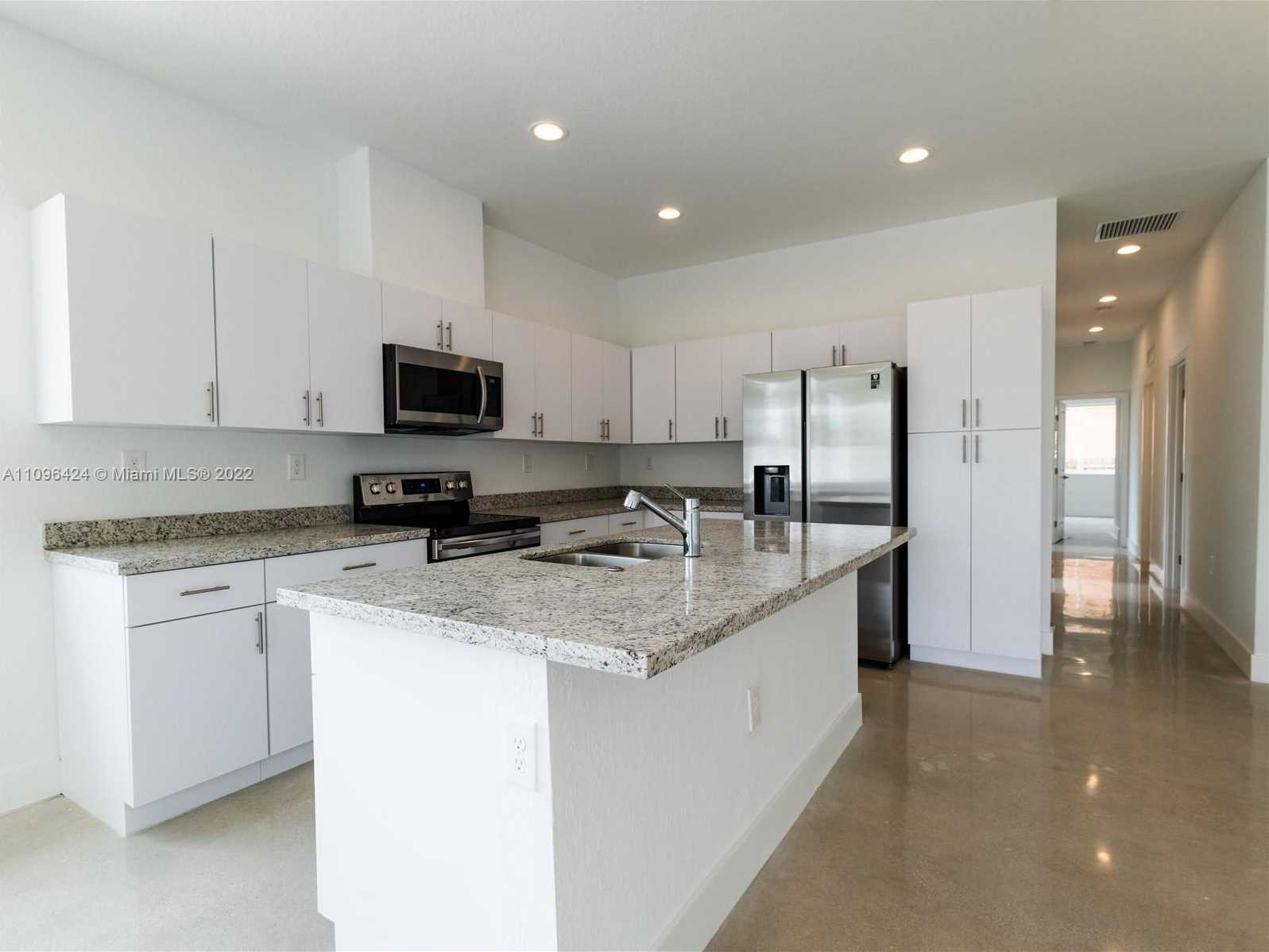 Small Image of 899 SOUTH WEST 10TH ST, Pompano Beach Number 18