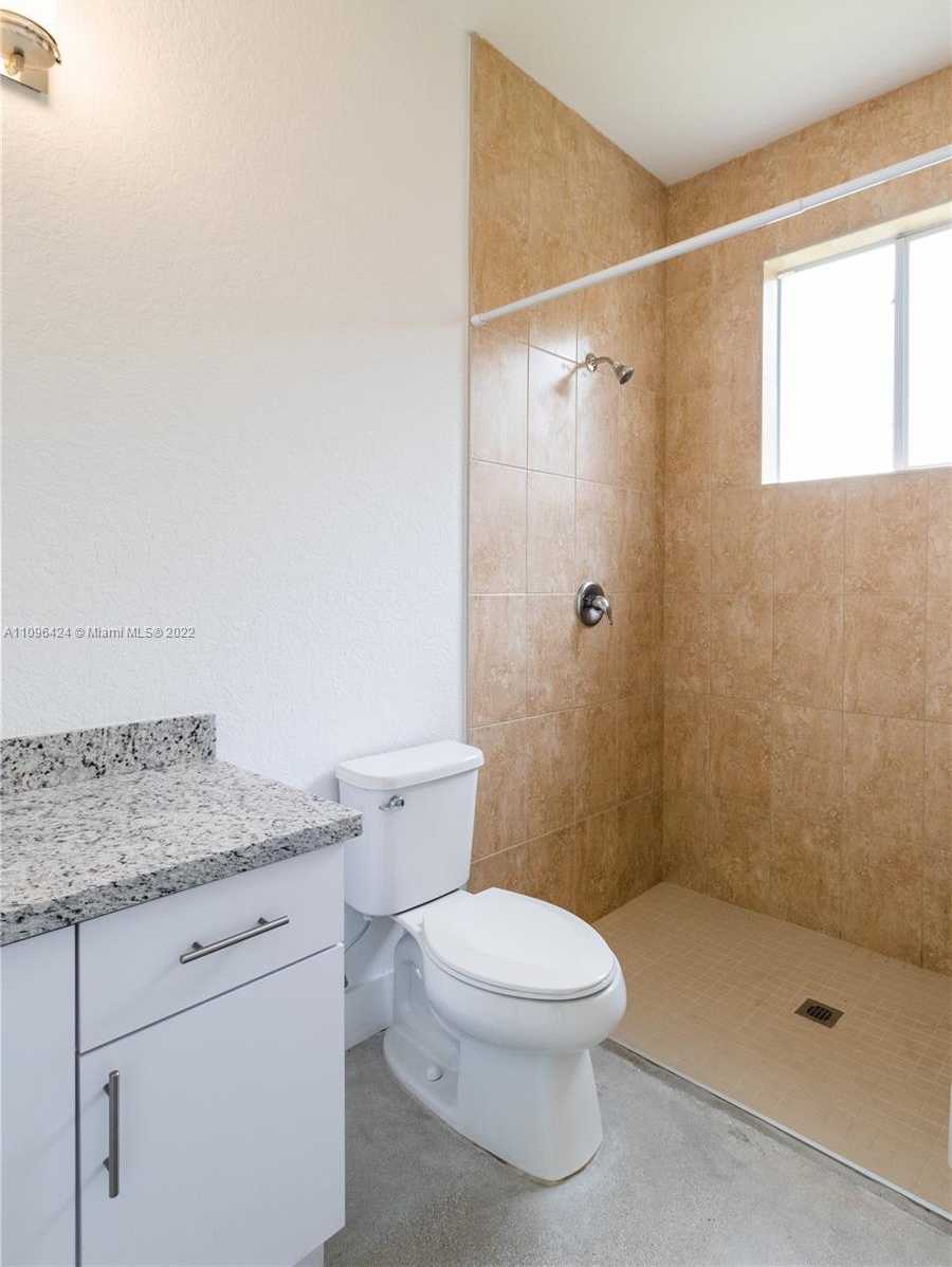 Small Image of 899 SOUTH WEST 10TH ST, Pompano Beach Number 26