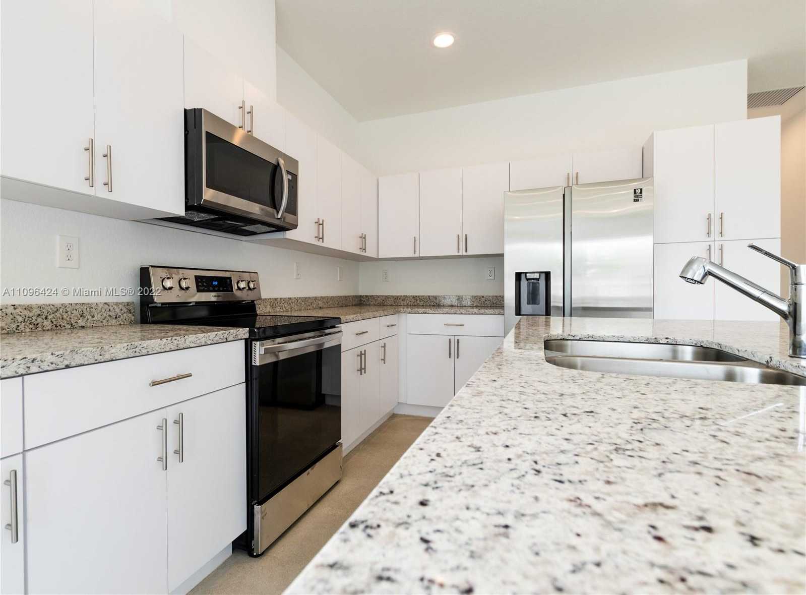 Small Image of 899 SOUTH WEST 10TH ST, Pompano Beach Number 31