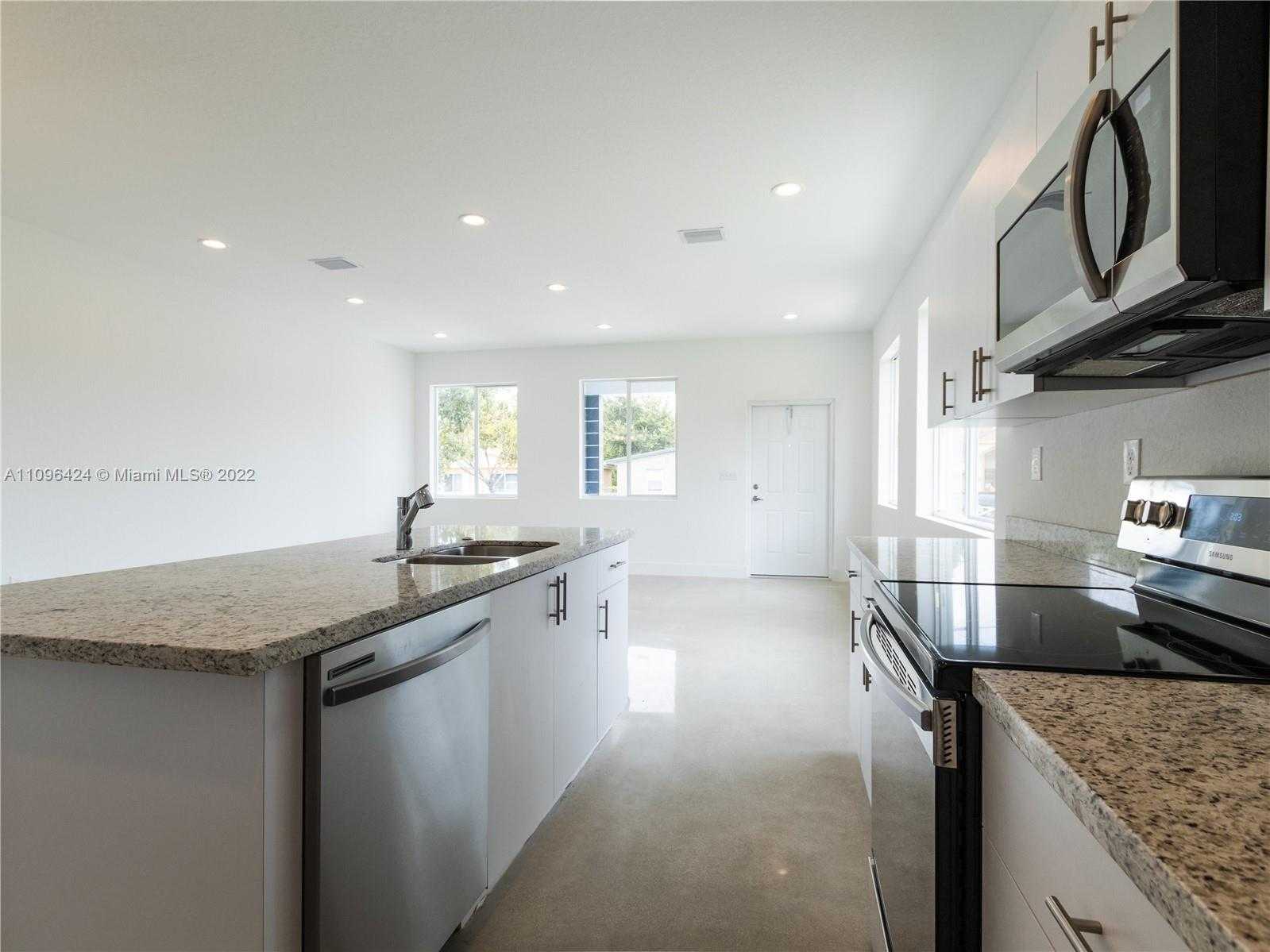 Small Image of 899 SOUTH WEST 10TH ST, Pompano Beach Number 43