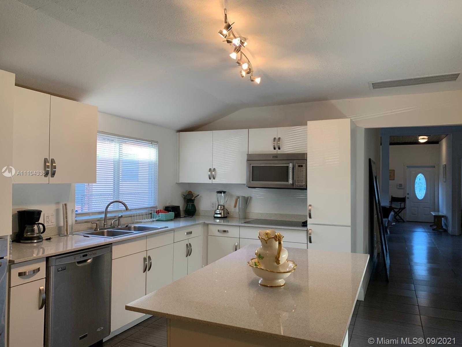 Small Image of 68 NORTH WEST 45TH ST #2, Miami Number 20
