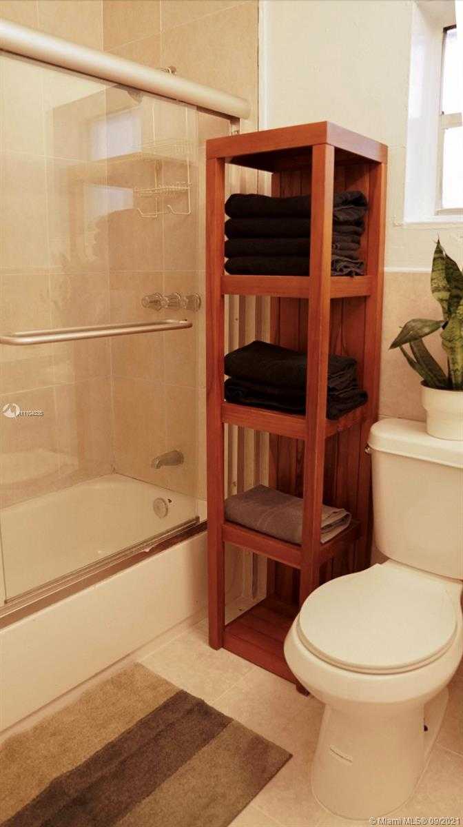 Small Image of 68 NORTH WEST 45TH ST #2, Miami Number 37