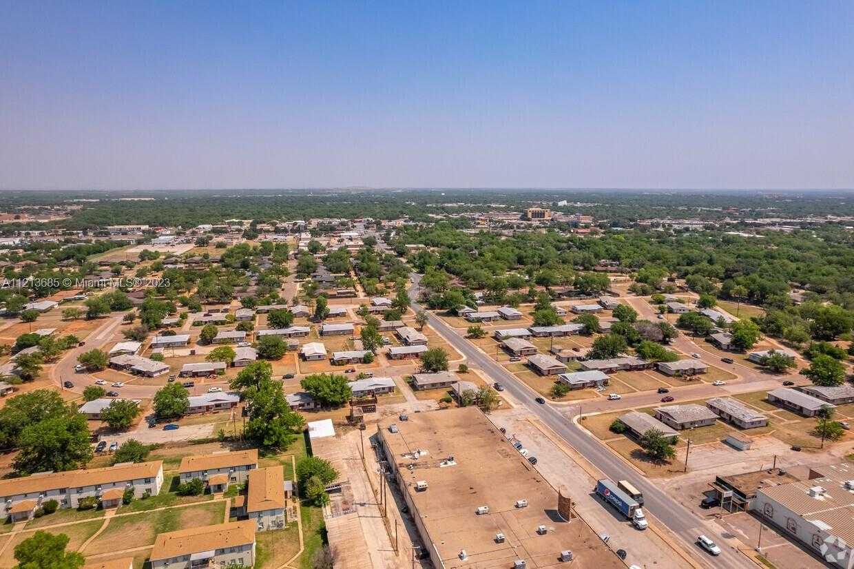 Small Image of 610 S Leggett Dr, Abilene, TX 79605, USA Number 16