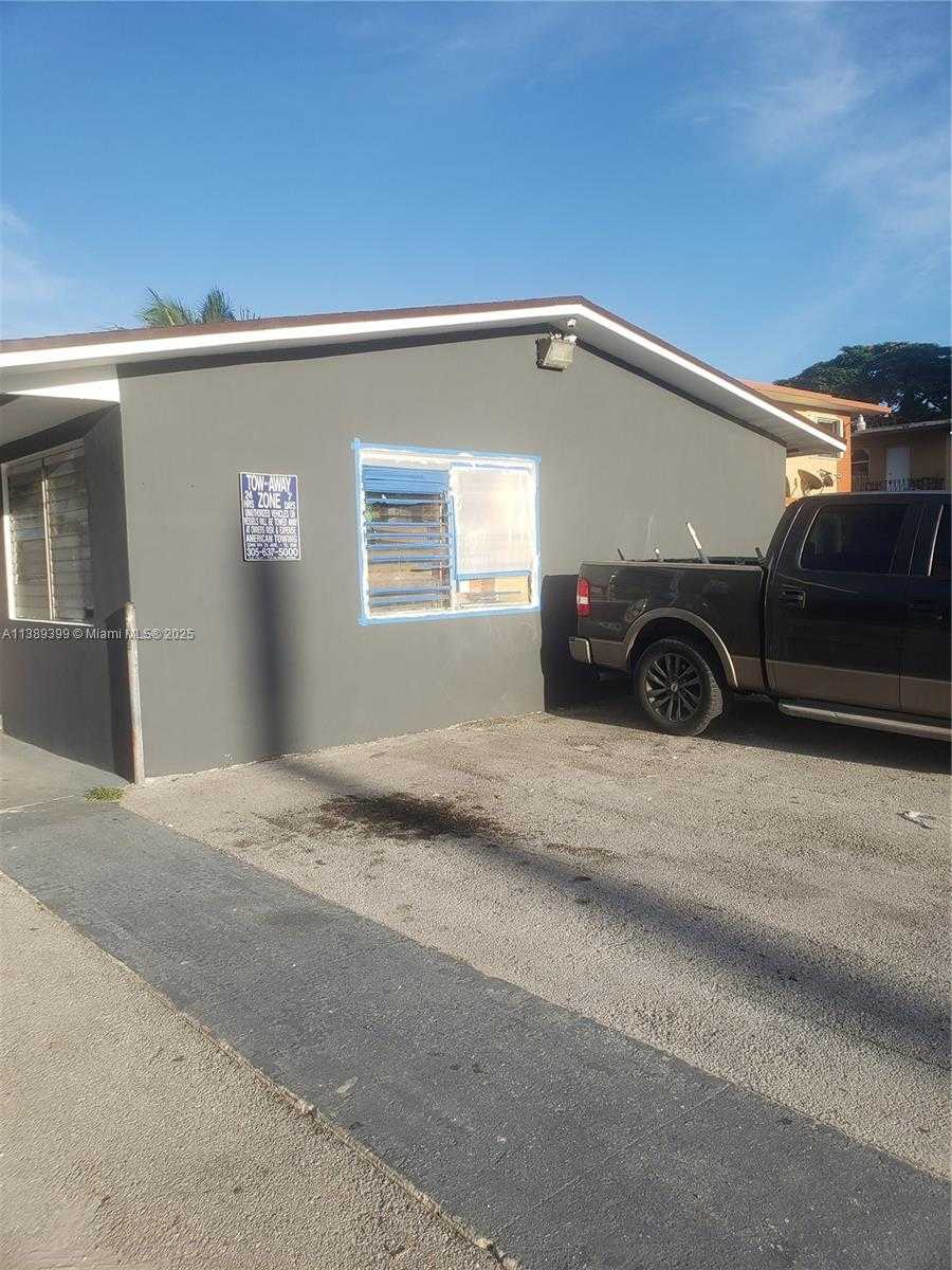 Small Image of 2855 NORTH WEST 22ND AVE #4, Miami Number 3