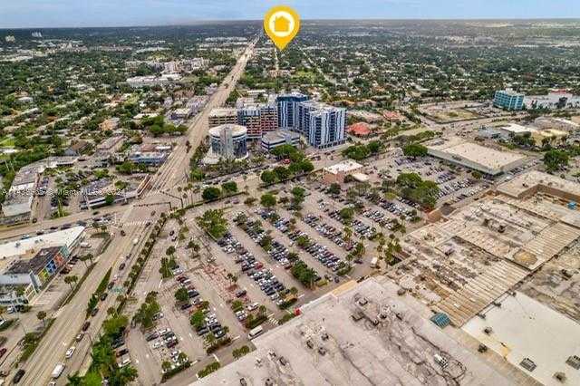 Small Image of Oakland Park Number 9