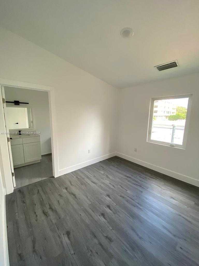 Small Image of 190 NORTH WEST 57TH ST, Miami Number 10
