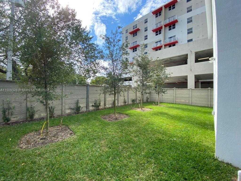 Small Image of 190 NORTH WEST 57TH ST, Miami Number 6