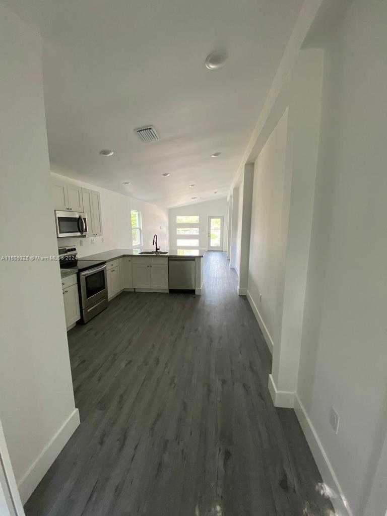 Small Image of 190 NORTH WEST 57TH ST, Miami Number 8