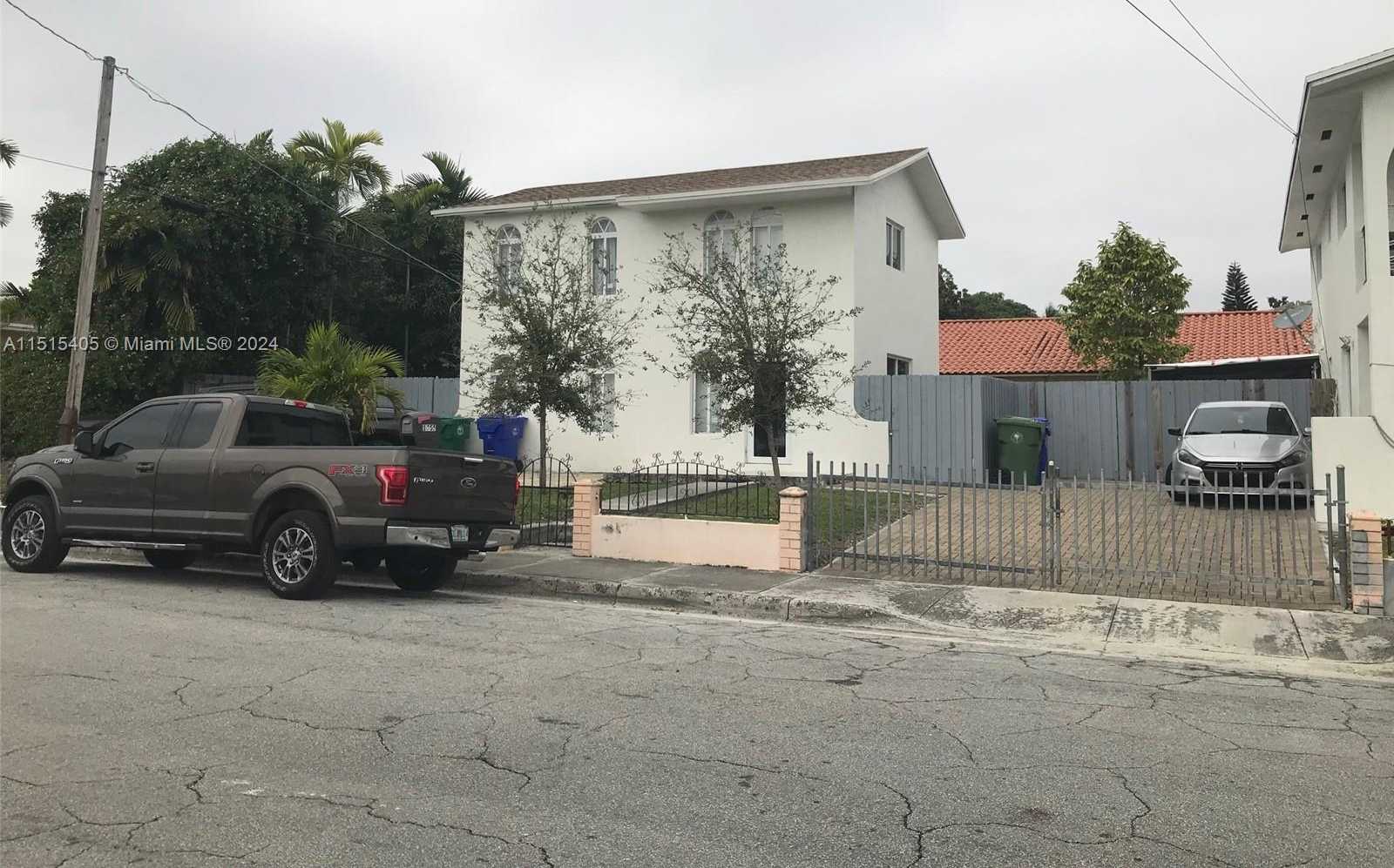 Small Image of 1355 SOUTH WEST 12TH ST, Miami Number 17