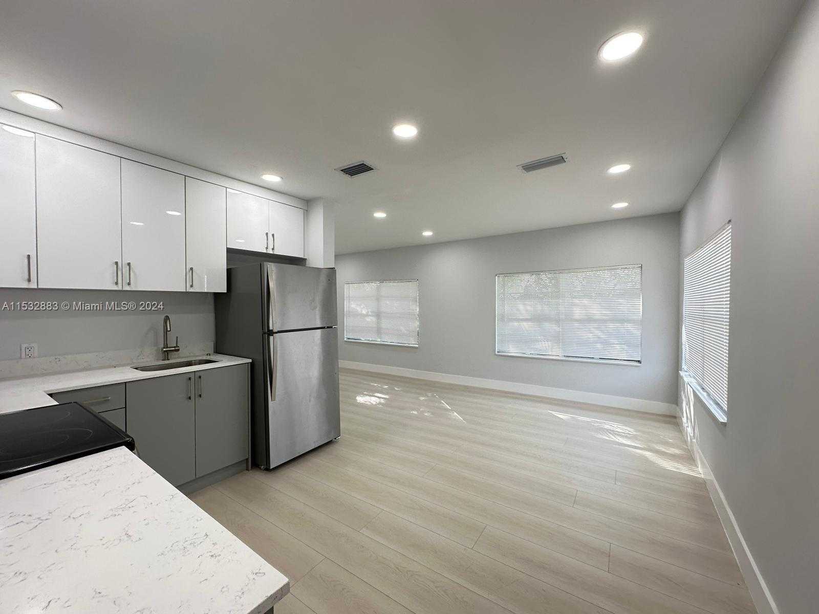 Small Image of 994 NORTH WEST 2ND ST #2, Miami Number 29