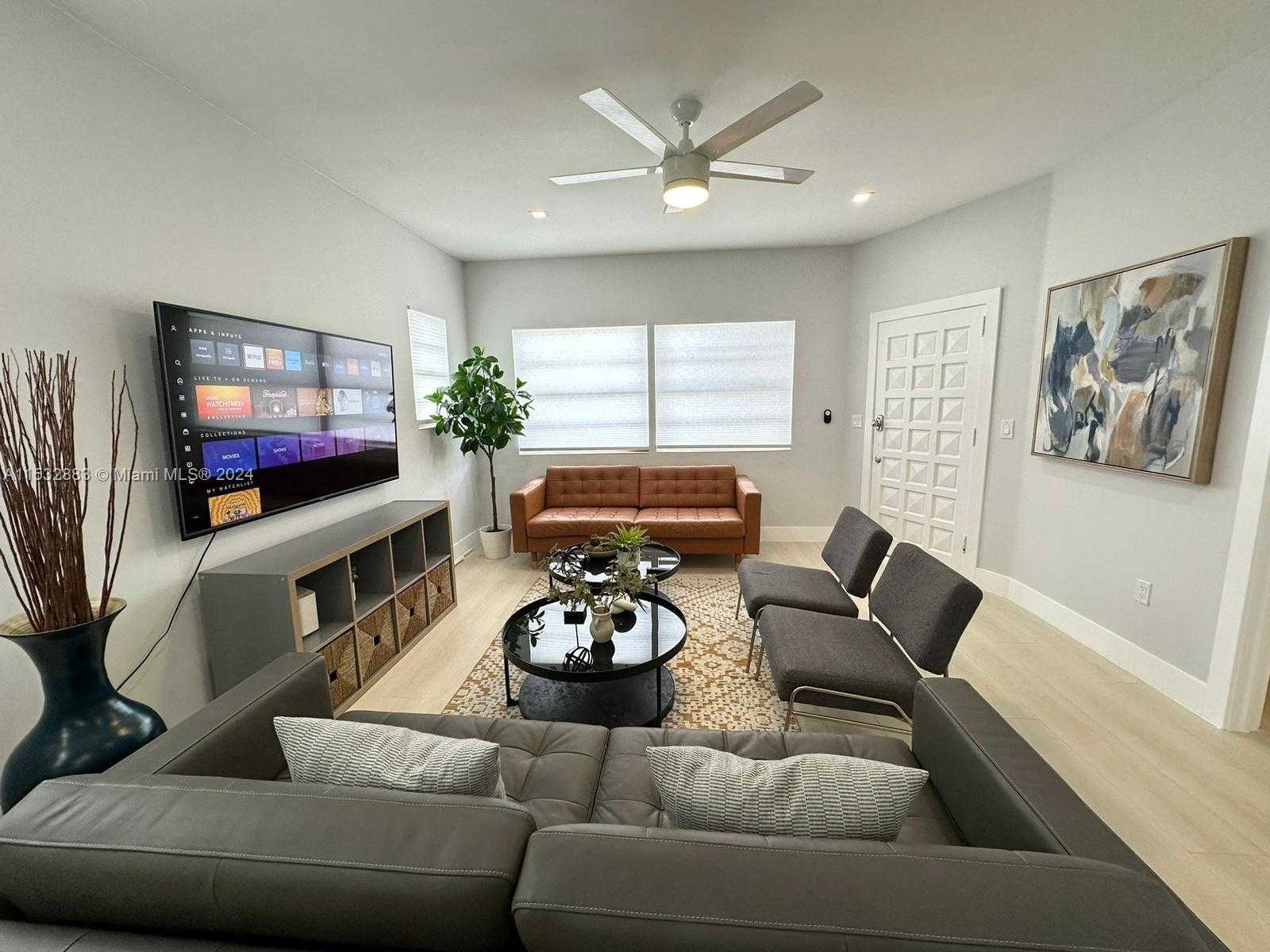 Small Image of 994 NORTH WEST 2ND ST #2, Miami Number 3