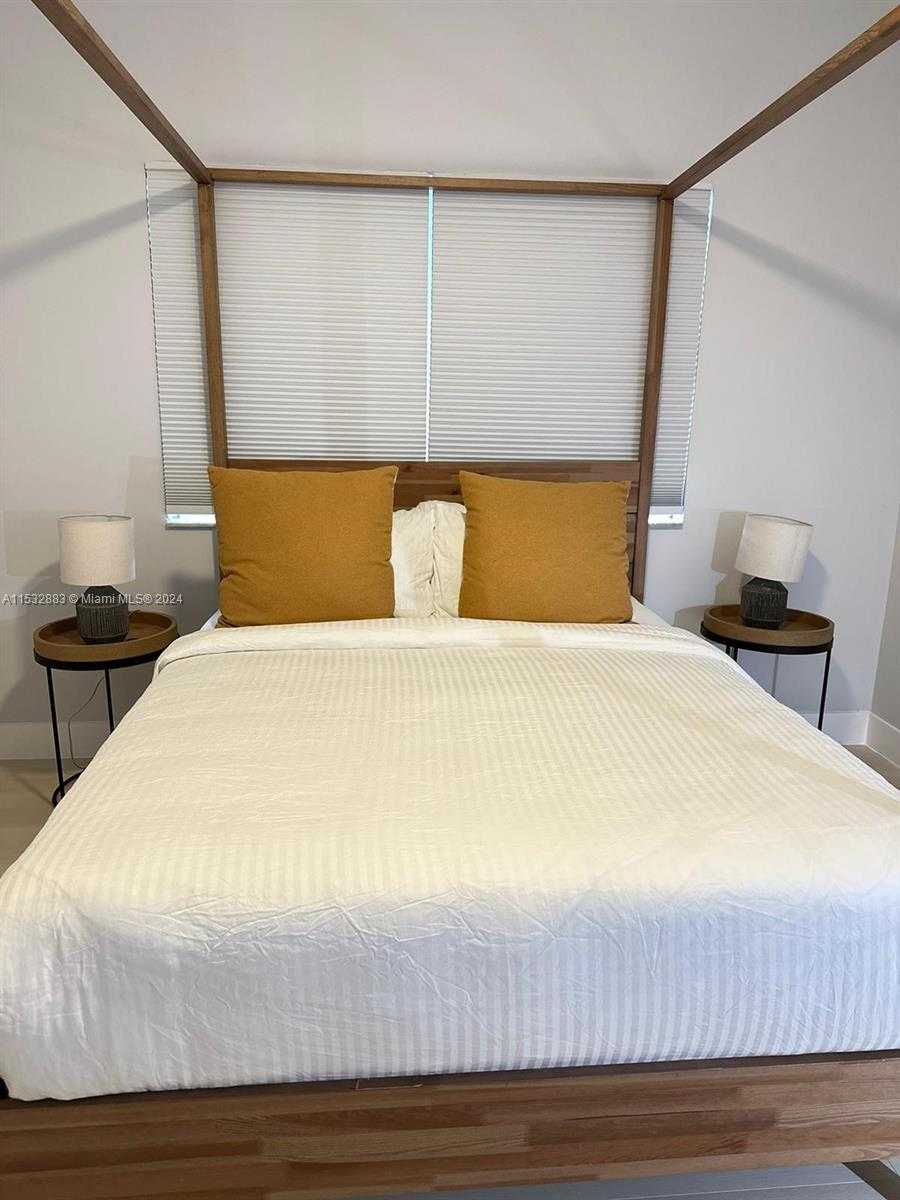 Small Image of 994 NORTH WEST 2ND ST #2, Miami Number 9