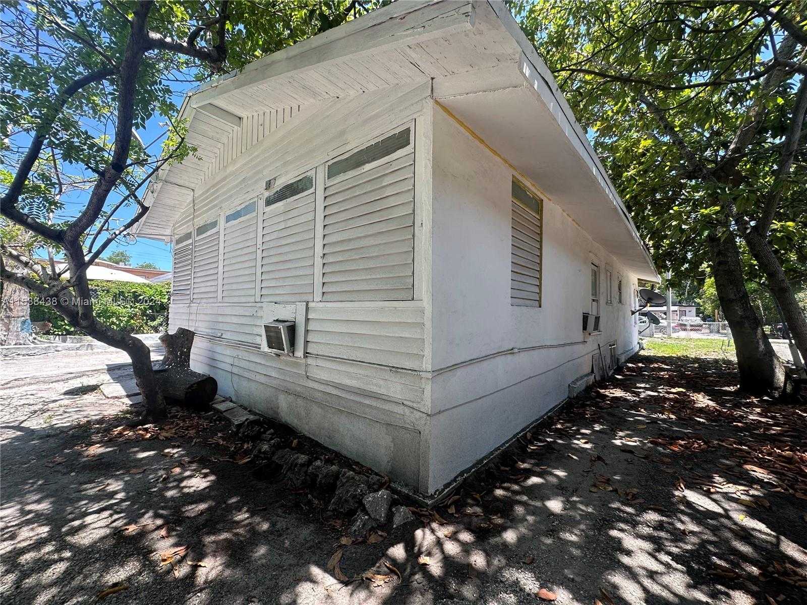 Small Image of 1021 NORTH WEST 4TH ST, Miami Number 4