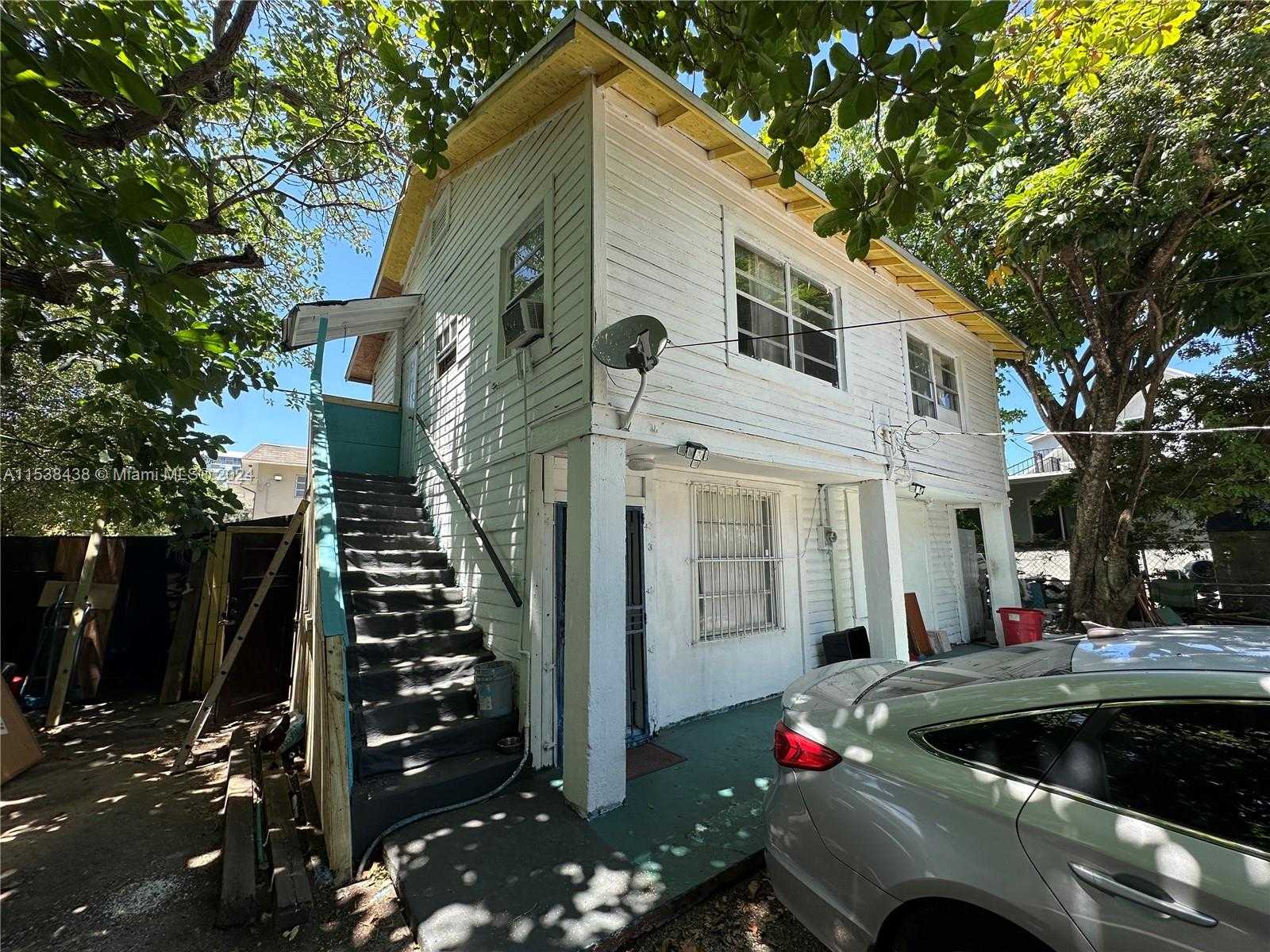 Small Image of 1021 NORTH WEST 4TH ST, Miami Number 7