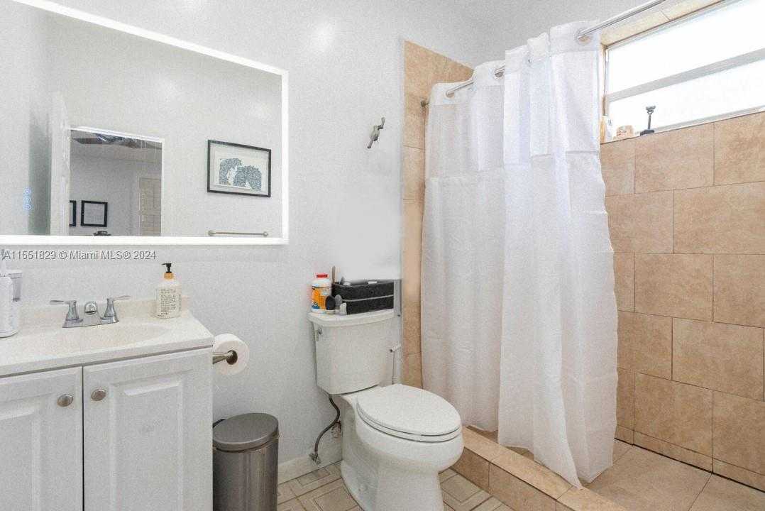 Small Image of 312 SOUTH WEST 32ND AVE, Miami Number 15