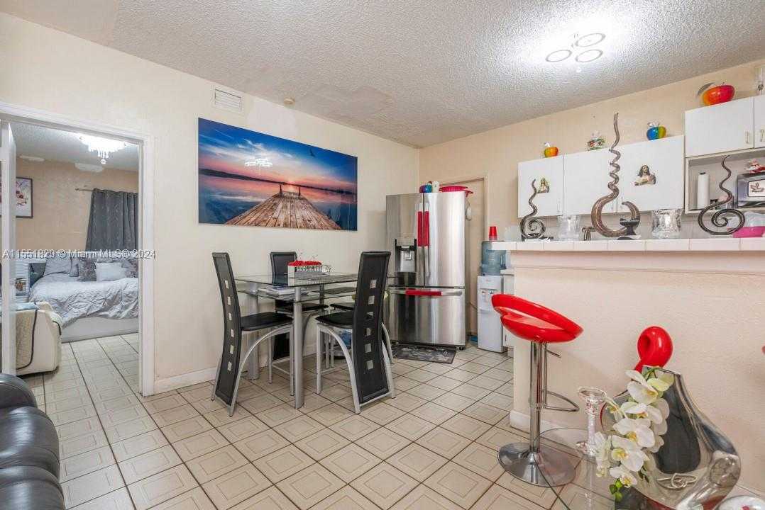 Small Image of 312 SOUTH WEST 32ND AVE, Miami Number 17