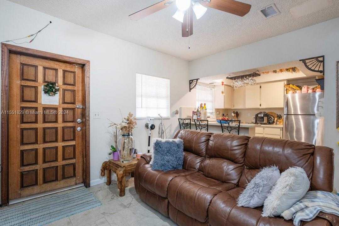 Small Image of 312 SOUTH WEST 32ND AVE, Miami Number 24