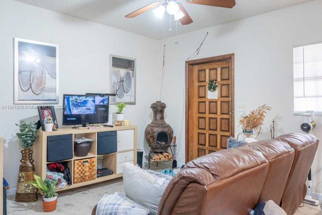 Small Image of 312 SOUTH WEST 32ND AVE, Miami Number 25