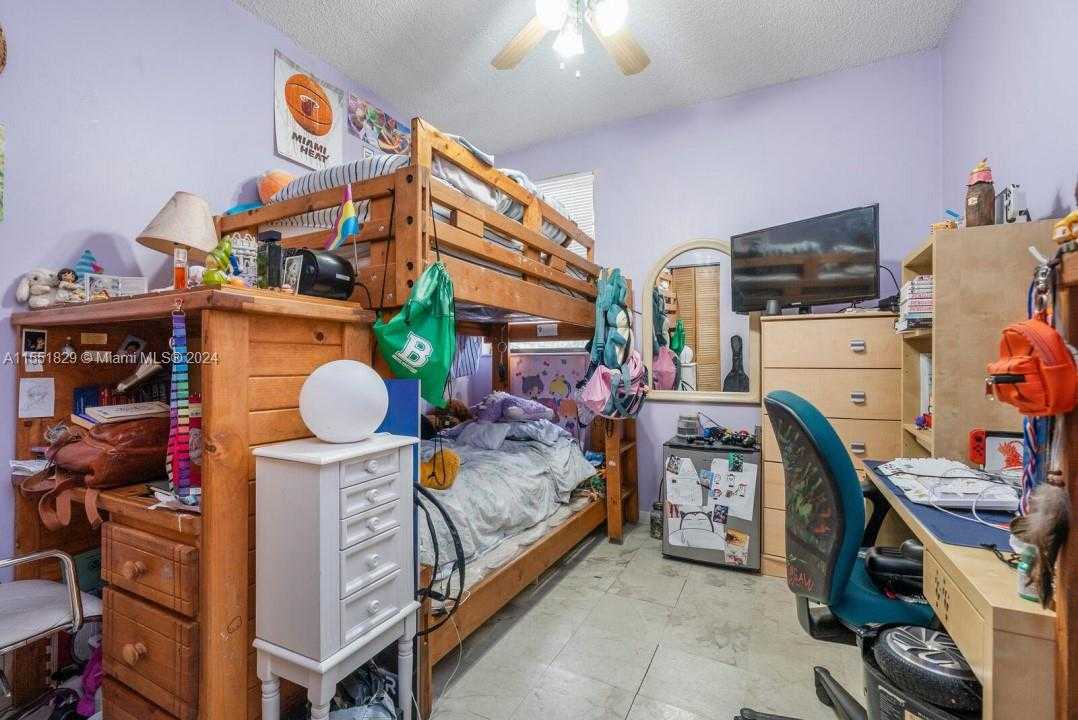 Small Image of 312 SOUTH WEST 32ND AVE, Miami Number 31