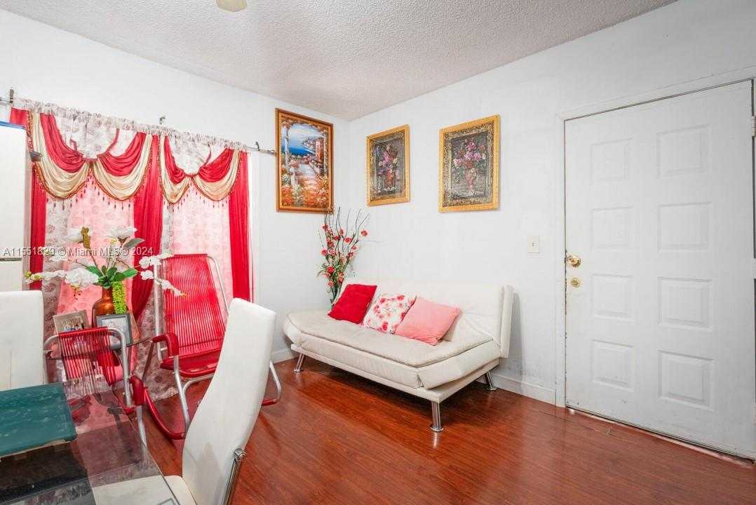 Small Image of 312 SOUTH WEST 32ND AVE, Miami Number 35