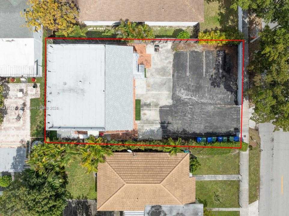Small Image of 312 SOUTH WEST 32ND AVE, Miami Number 51