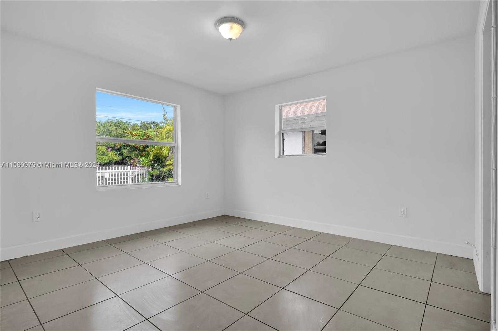 Small Image of 350 NORTH WEST 33RD ST #2, Miami Number 14