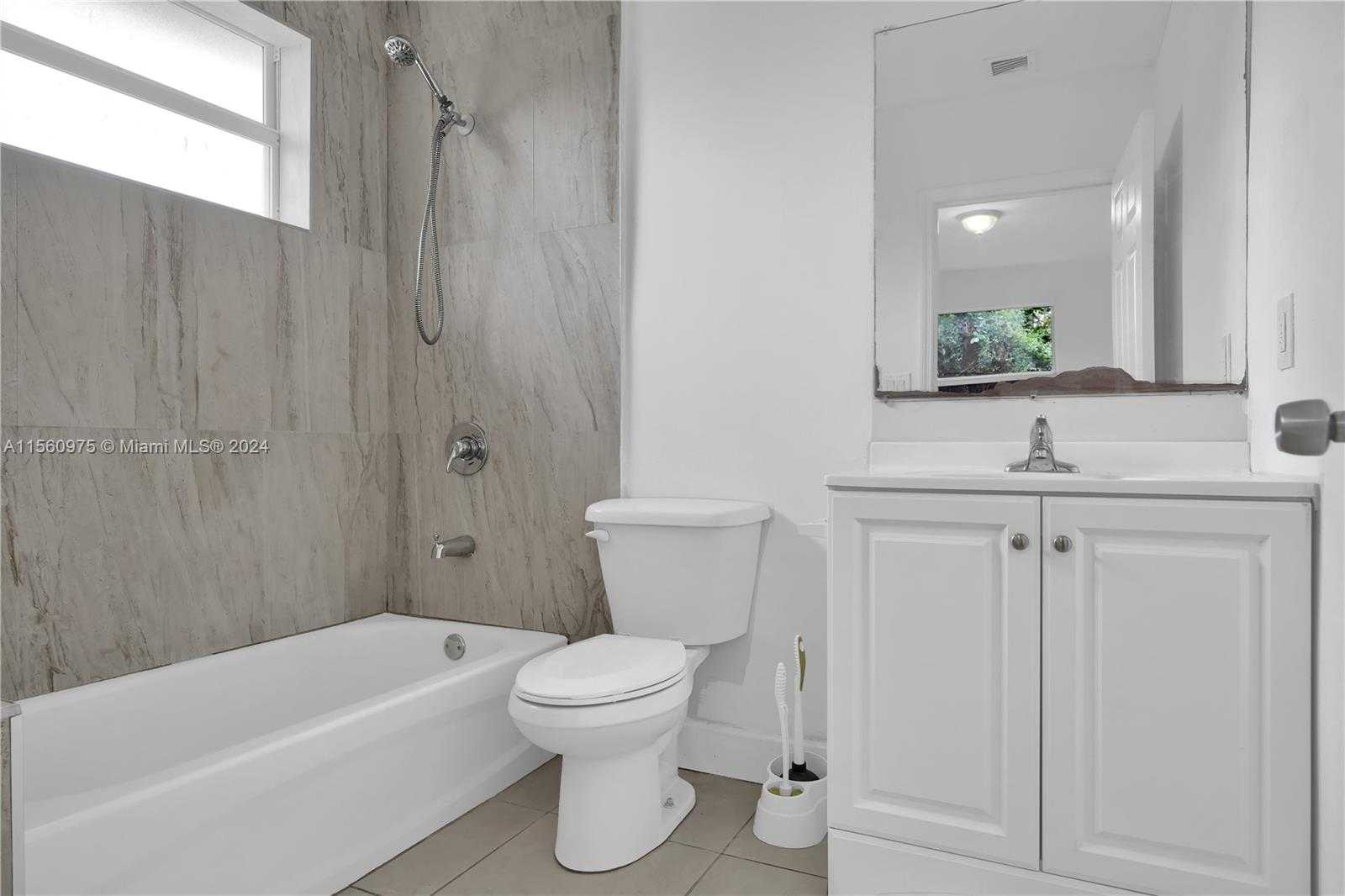 Small Image of 350 NORTH WEST 33RD ST #2, Miami Number 25