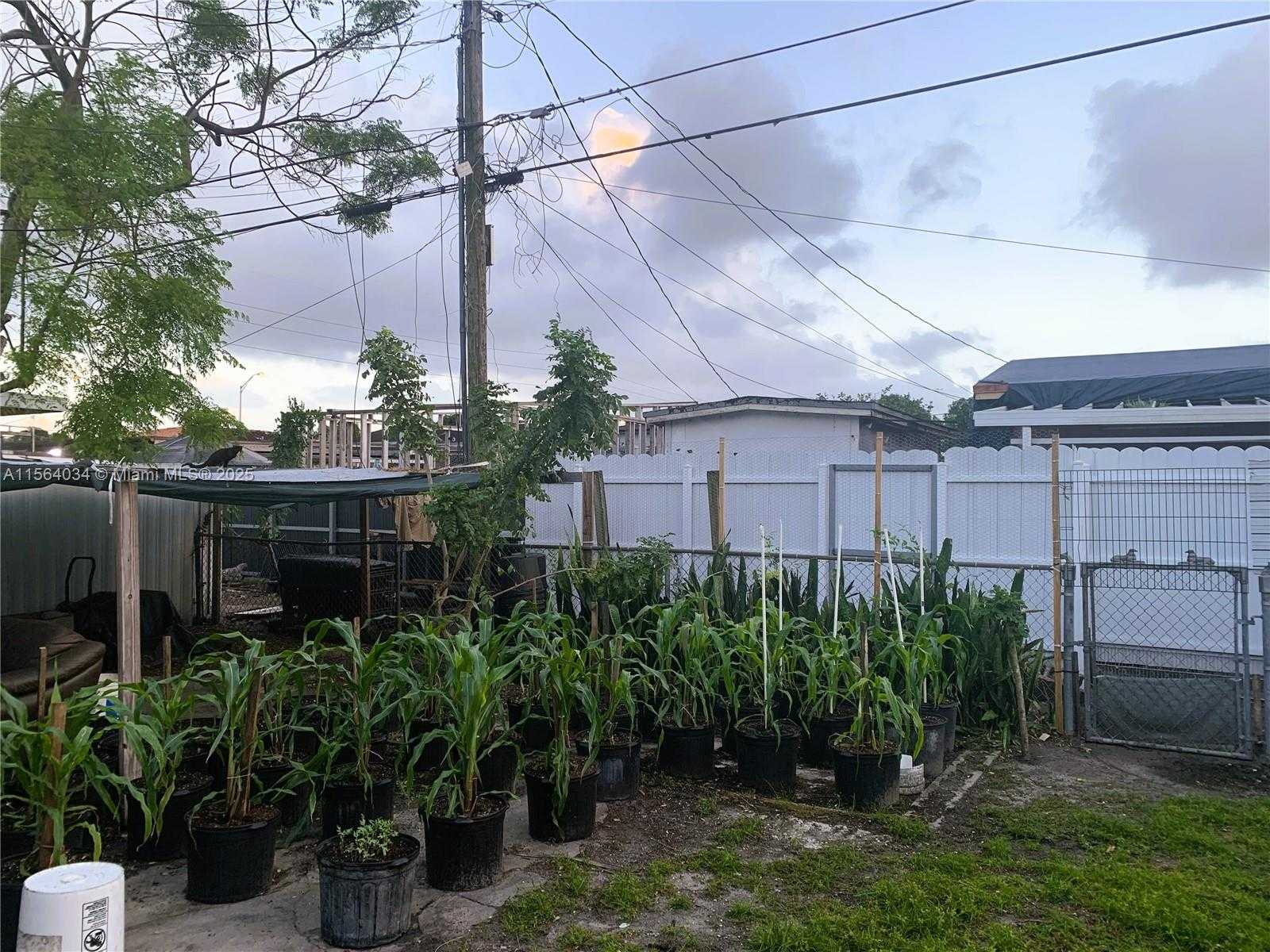 Small Image of 662 EAST 21ST ST, Hialeah Number 21