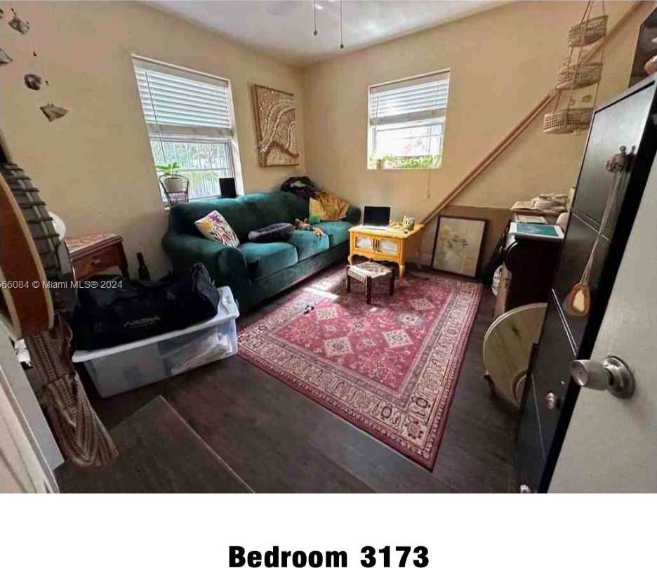 Small Image of 3171 MCDONALD ST, Miami Number 2