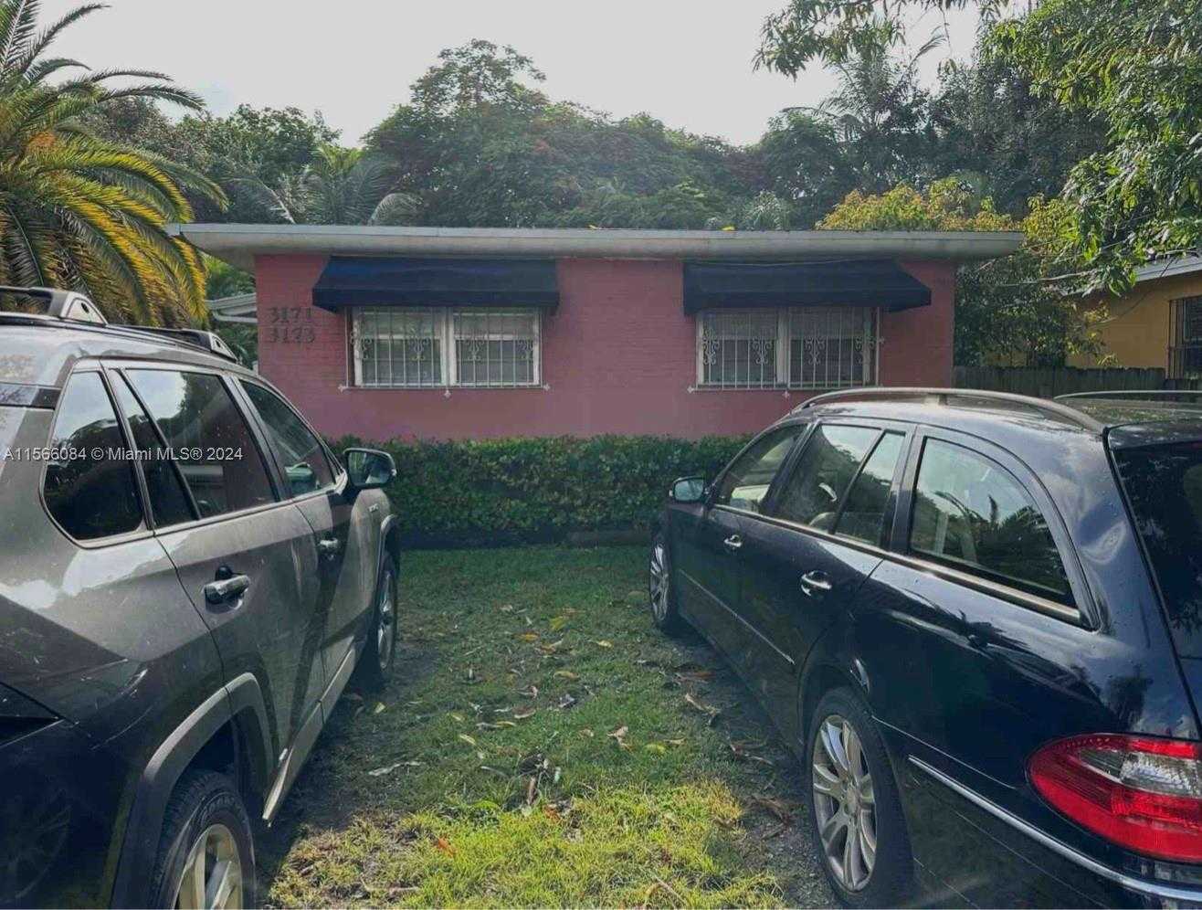 Small Image of 3171 MCDONALD ST, Miami Number 3