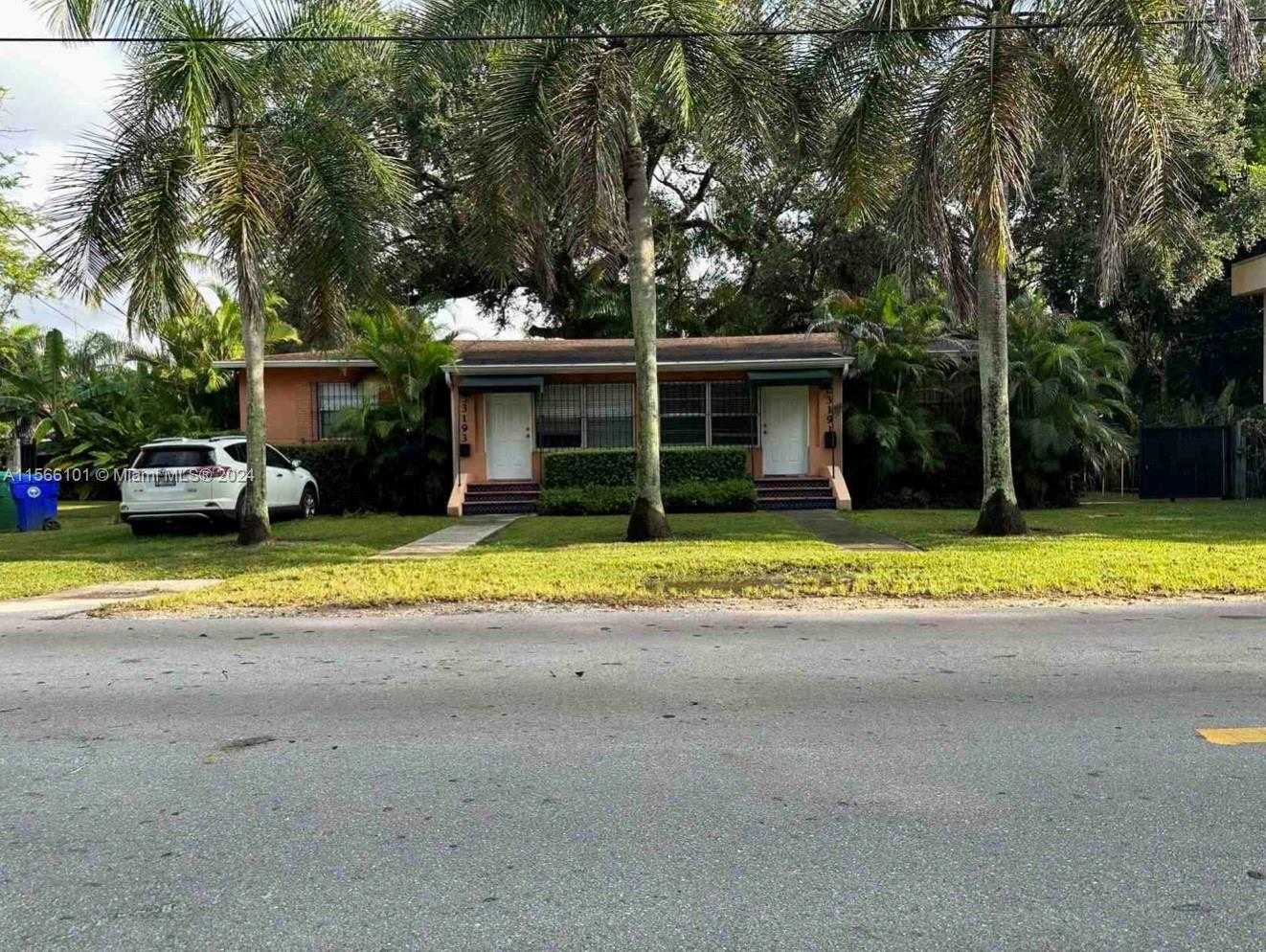Small Image of 3191 DAY AVE, Miami Number 7