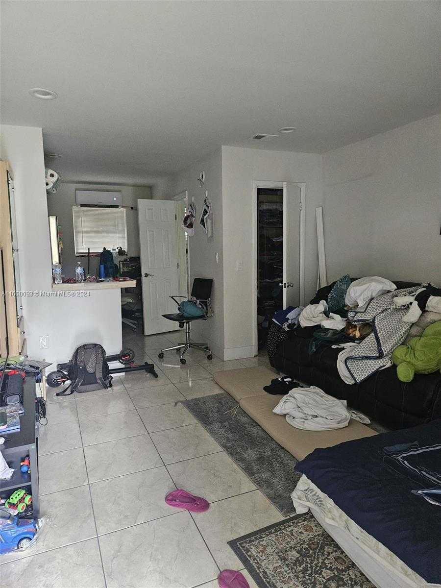 Small Image of 2803 NORTH WEST 91ST ST, Miami Number 18