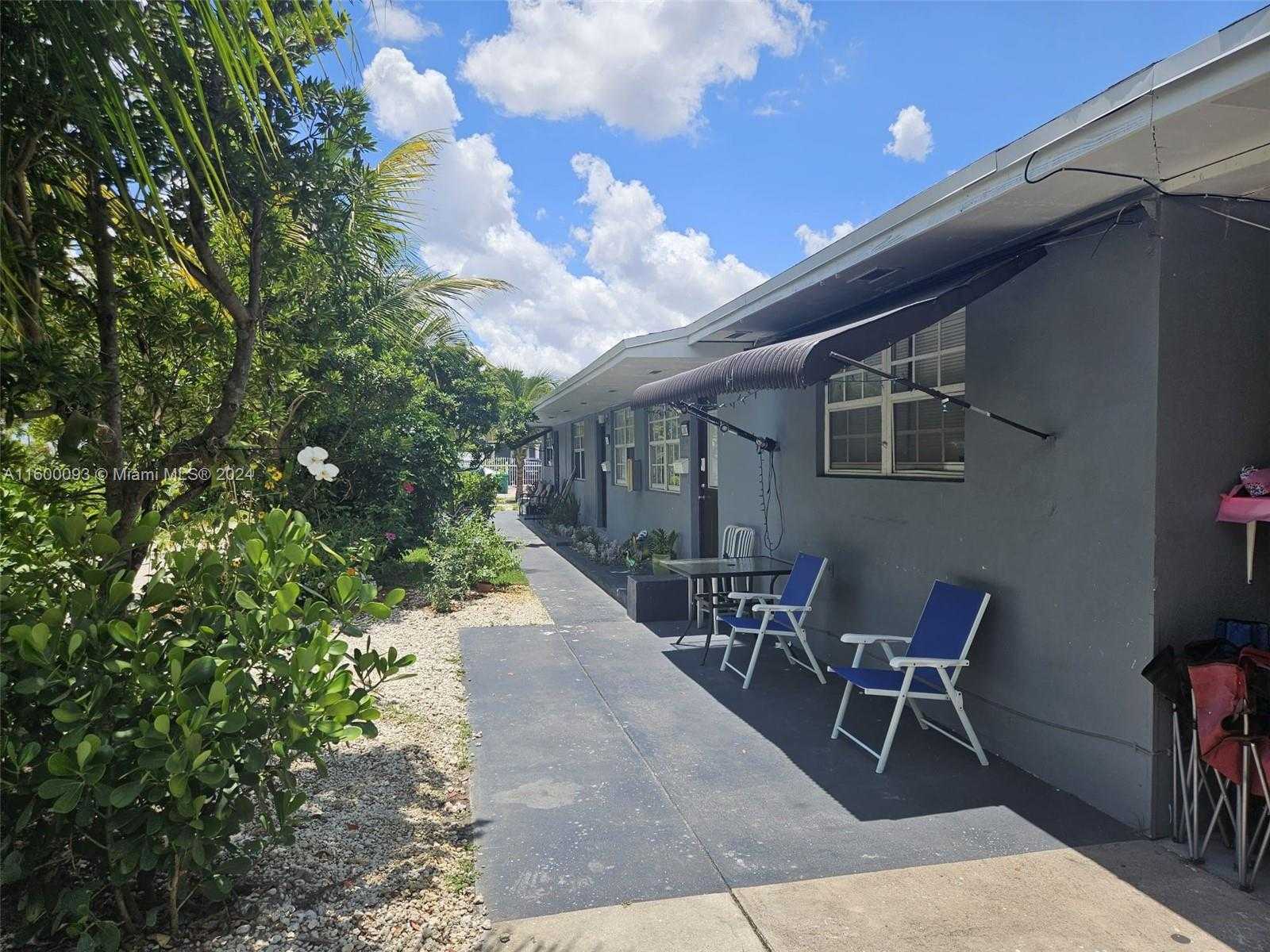 Small Image of 2803 NORTH WEST 91ST ST, Miami Number 6