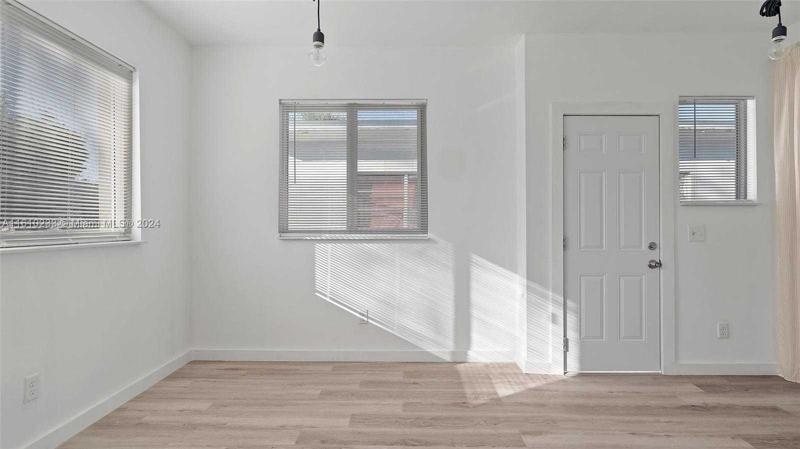 Small Image of 1561 JEFFERSON AVE #12, Miami Beach Number 13