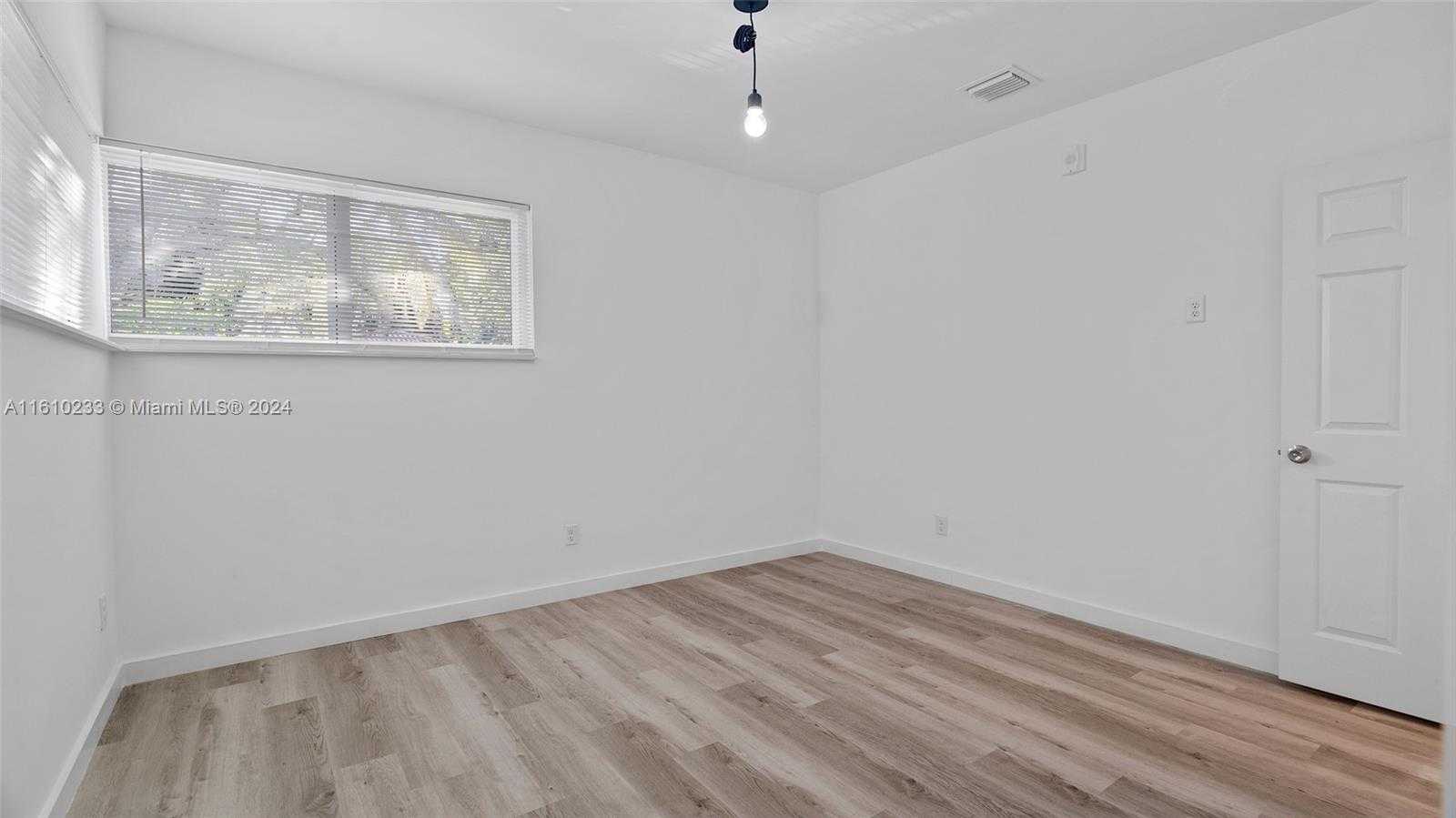 Small Image of 1561 JEFFERSON AVE #12, Miami Beach Number 23