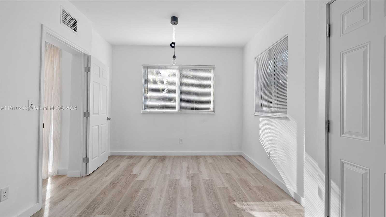 Small Image of 1561 JEFFERSON AVE #12, Miami Beach Number 30