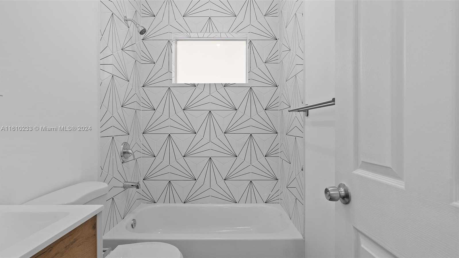 Small Image of 1561 JEFFERSON AVE #12, Miami Beach Number 41