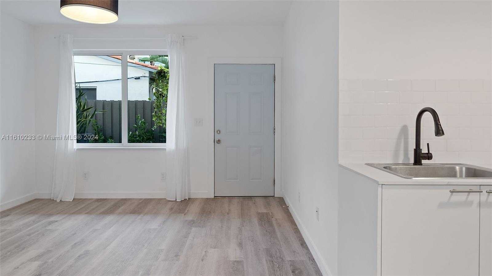 Small Image of 1561 JEFFERSON AVE #12, Miami Beach Number 63