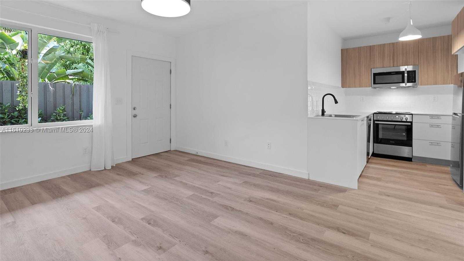 Small Image of 1561 JEFFERSON AVE #12, Miami Beach Number 65