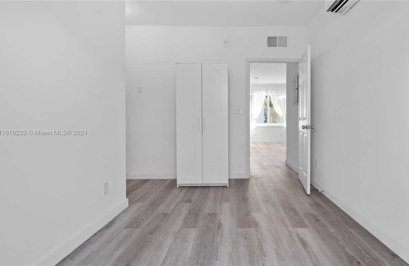 Small Image of 1561 JEFFERSON AVE #12, Miami Beach Number 97