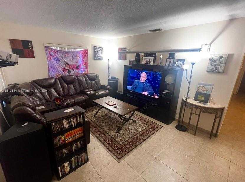 Small Image of 2752 SOUTH WEST 3RD ST #2, Miami Number 10