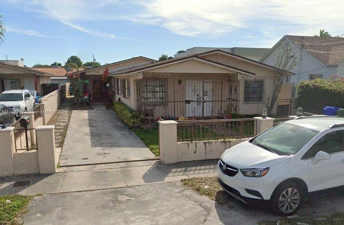 Small Image of 2752 SOUTH WEST 3RD ST #2, Miami Number 3