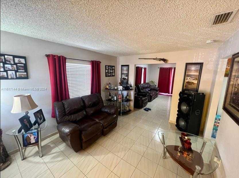 Small Image of 2752 SOUTH WEST 3RD ST #2, Miami Number 9