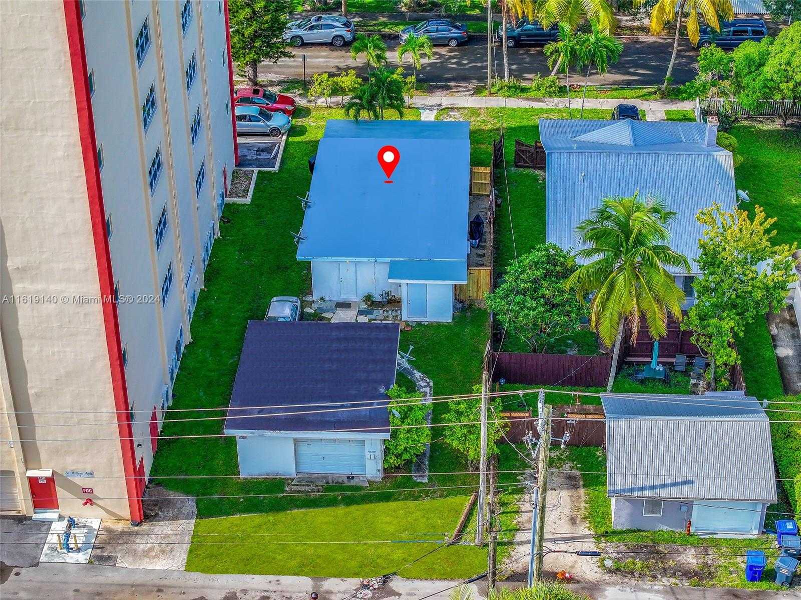 Small Image of 1711 BUCHANAN ST, Hollywood Number 4