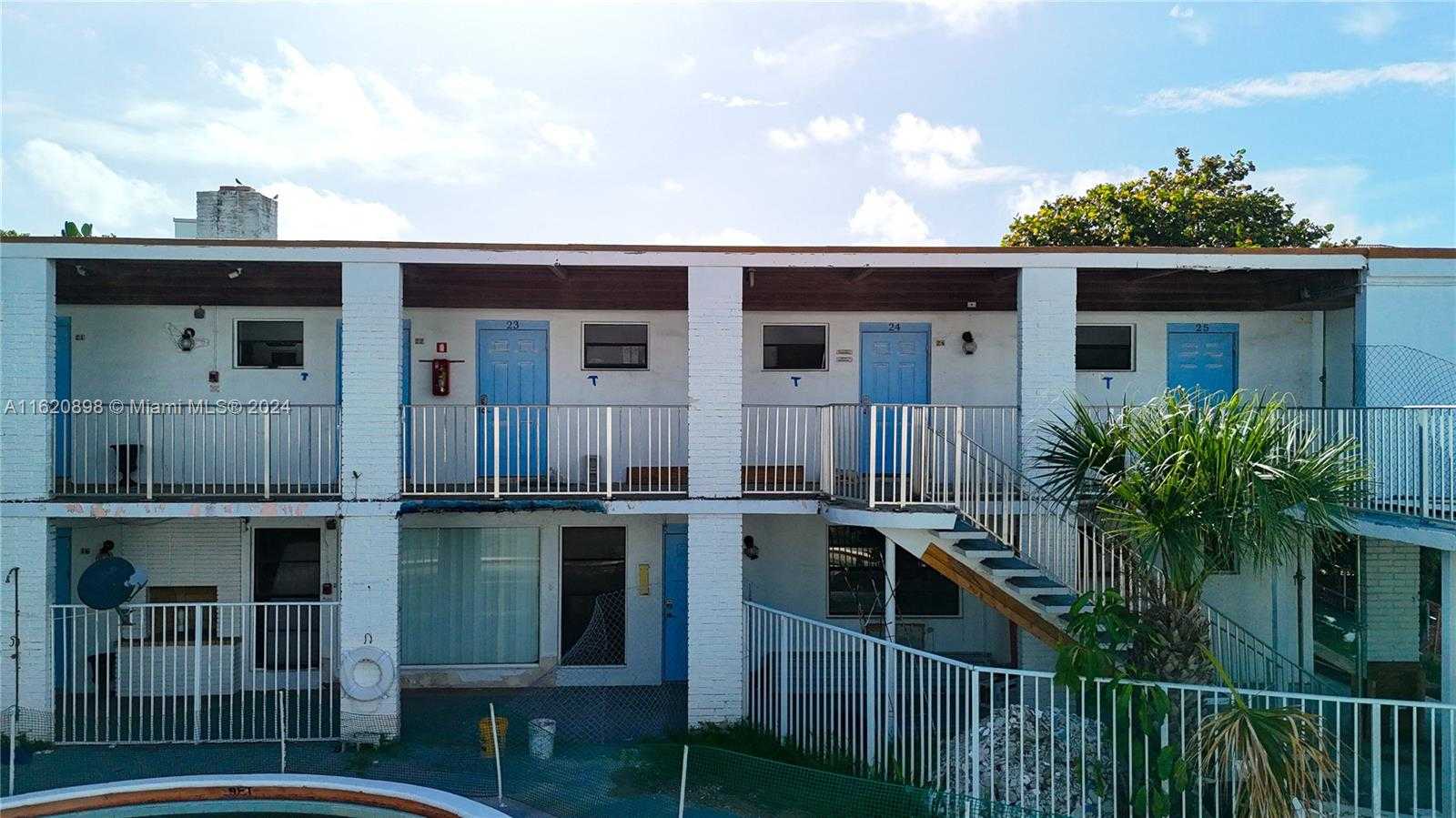 Small Image of 115 INLET WAY #11, Palm Beach Shores Number 29